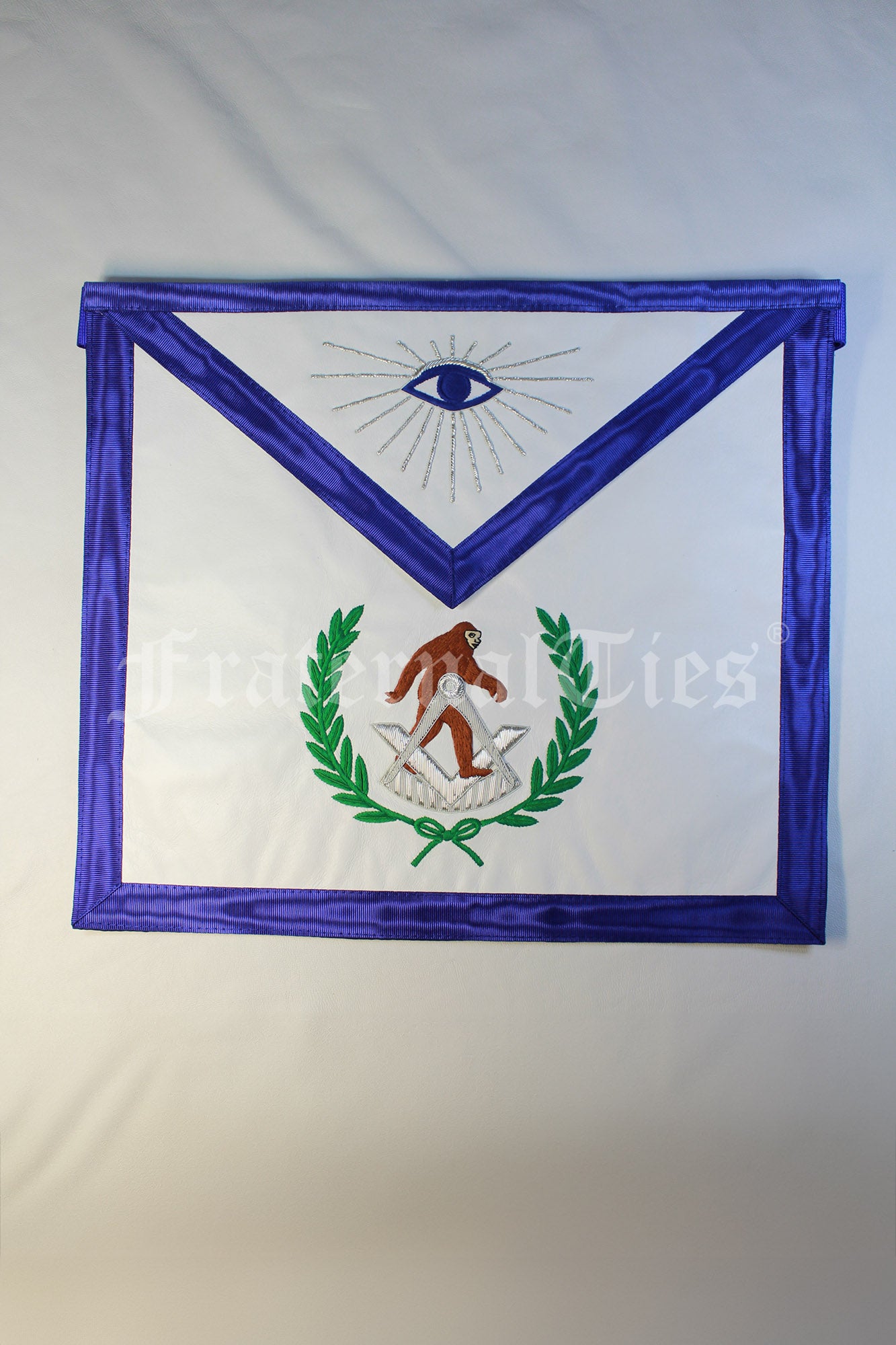 Bigfoot Past Master Apron - Lambskin