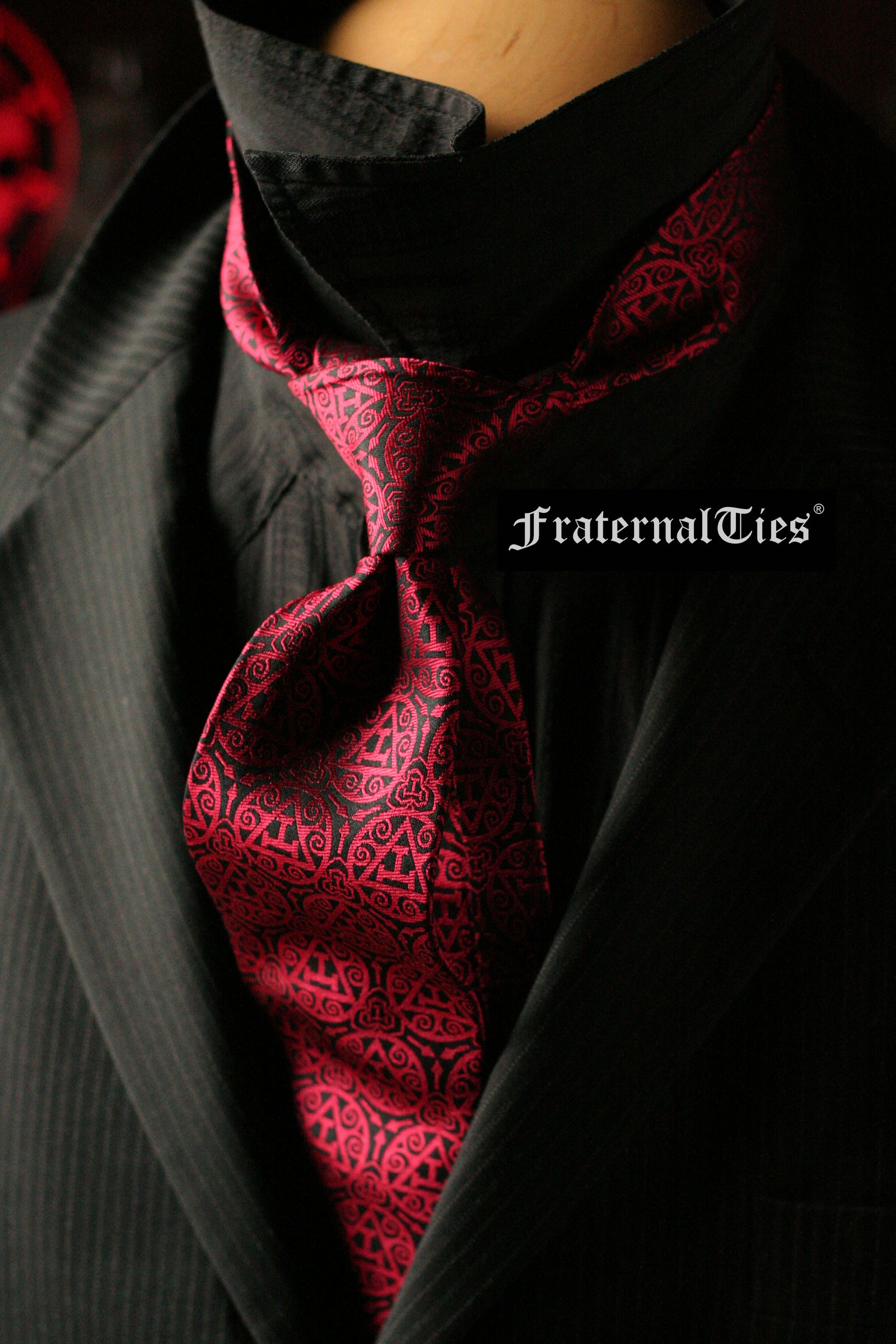 Royal Arch Mason Necktie | Triple Tau Tie | Sanguine